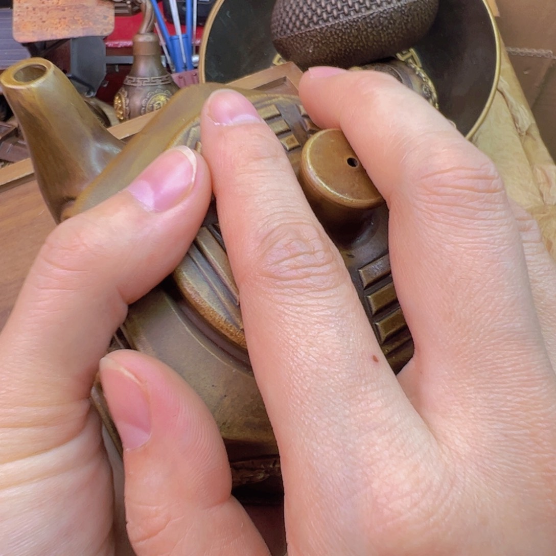 紫金风磨铜四象壶