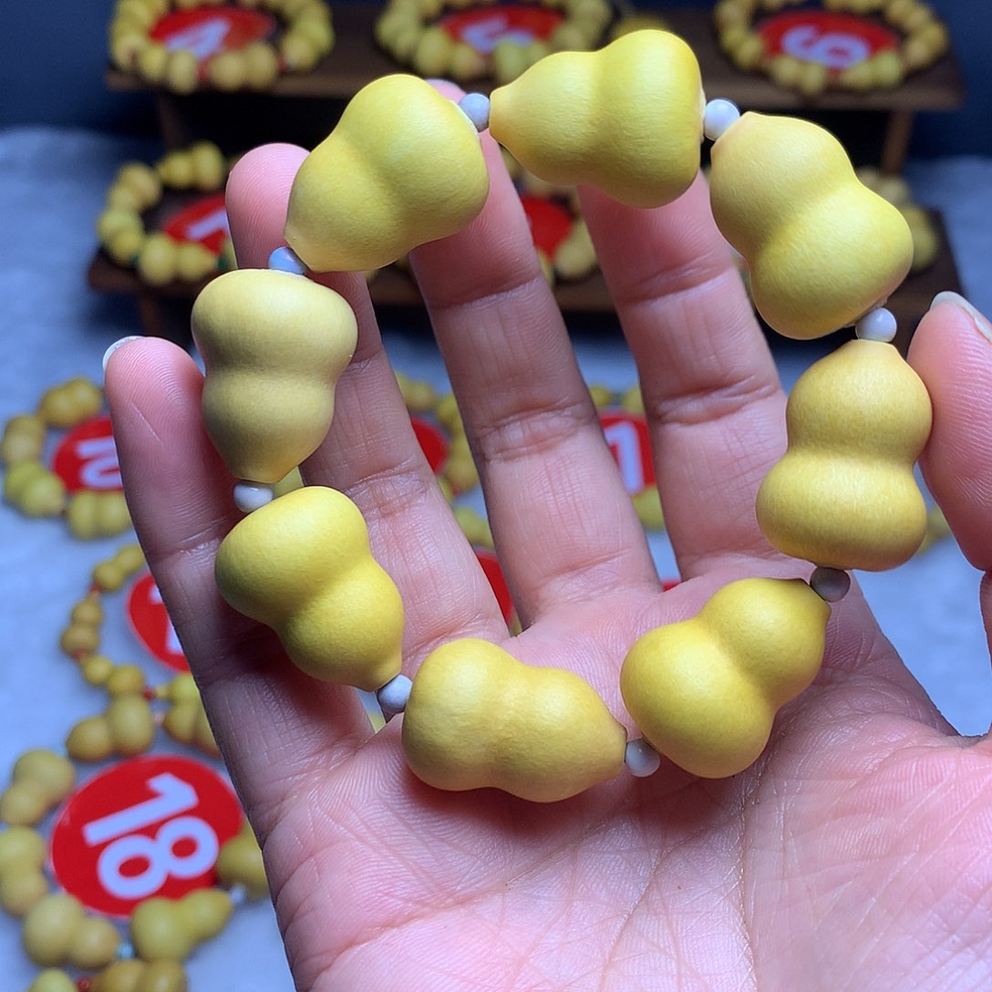 竹***风喜欢去拍托帕石（处理）