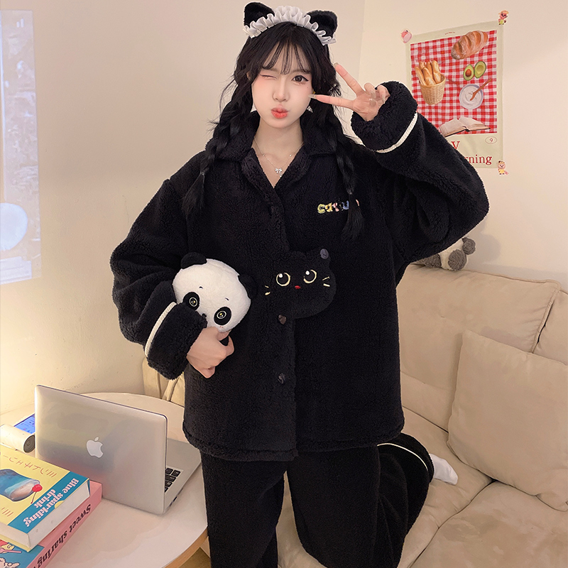 秋冬睡衣女黑色珊瑚绒2025新款加厚加绒卡通法兰绒冬天保暖家居服