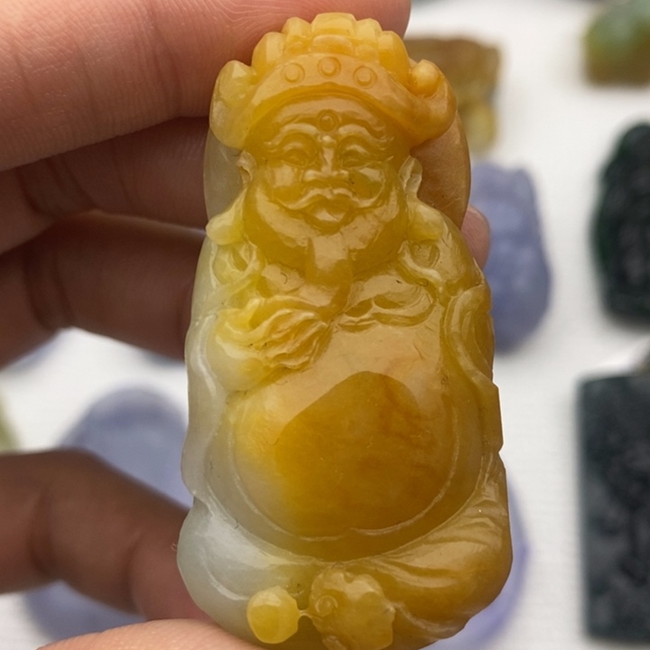 定制翡翠未镶嵌翡翠