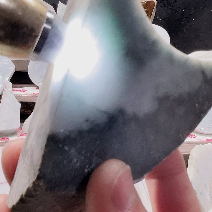 翡翠裸石翡翠片料