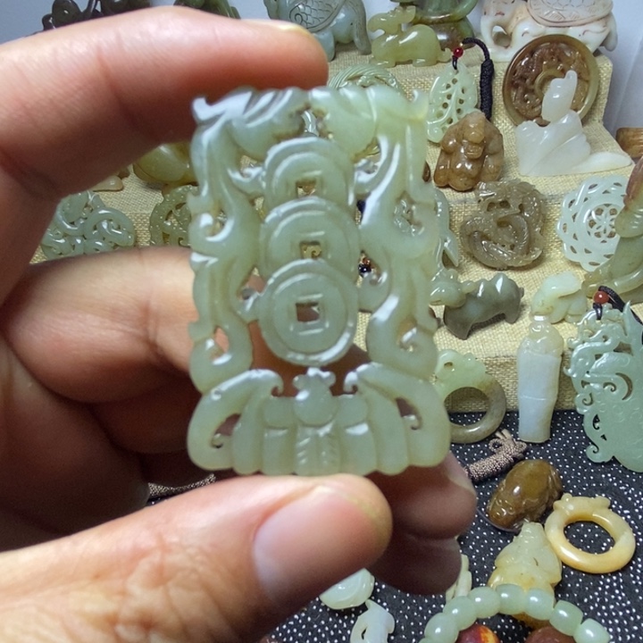 和田玉挂件未镶嵌