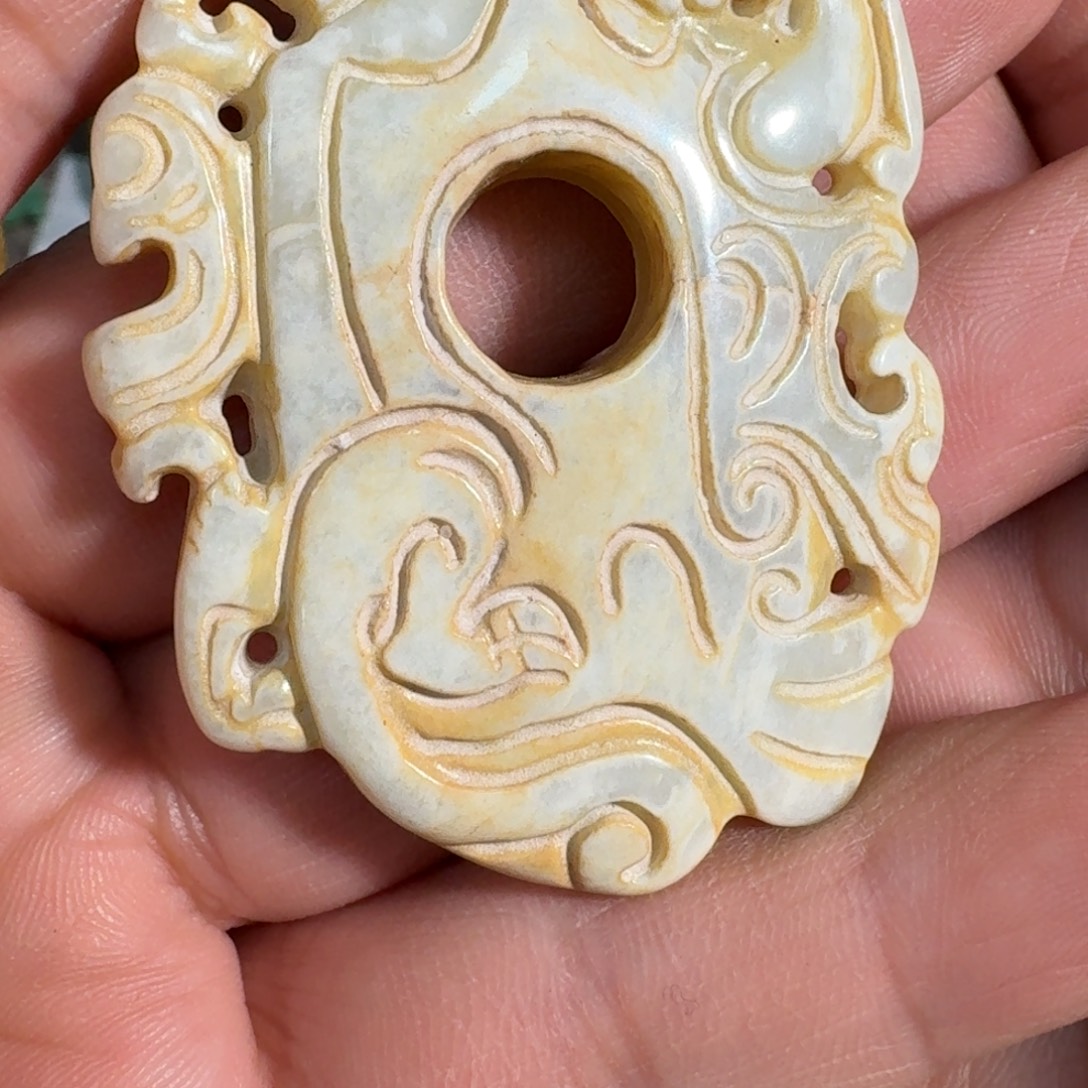 和田玉（糖玉）未镶嵌挂件