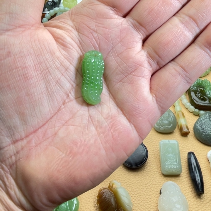 和田玉（碧玉）颈饰未镶嵌定制款