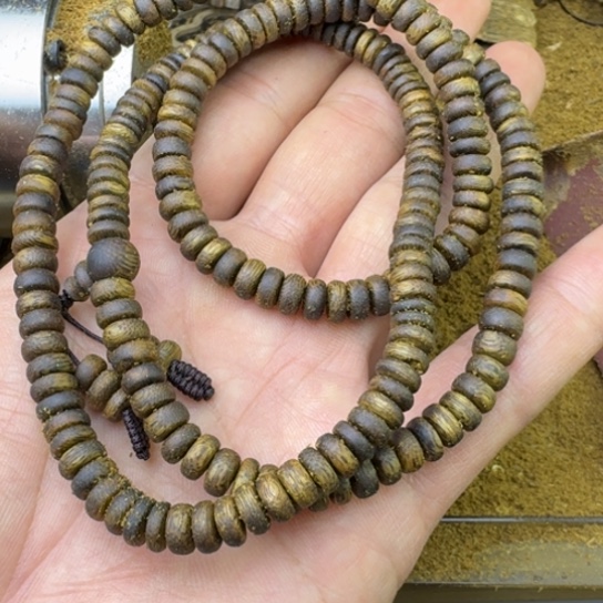 妮***宝沉香沉香碎屑绿棋：油叶子7mm算盘珠：克重17