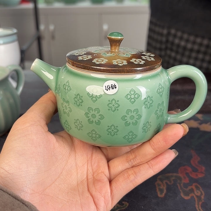 龙泉云间青瓷小米茶器