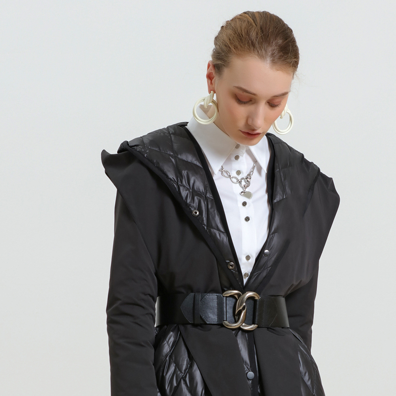 【尚雅】莱芙艾迪儿羽绒服1D4Y68258