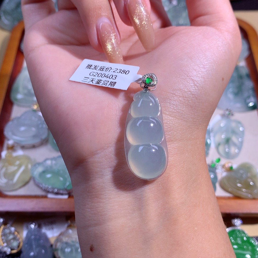 翡翠吊坠(不含链)18K金镶嵌媛*-