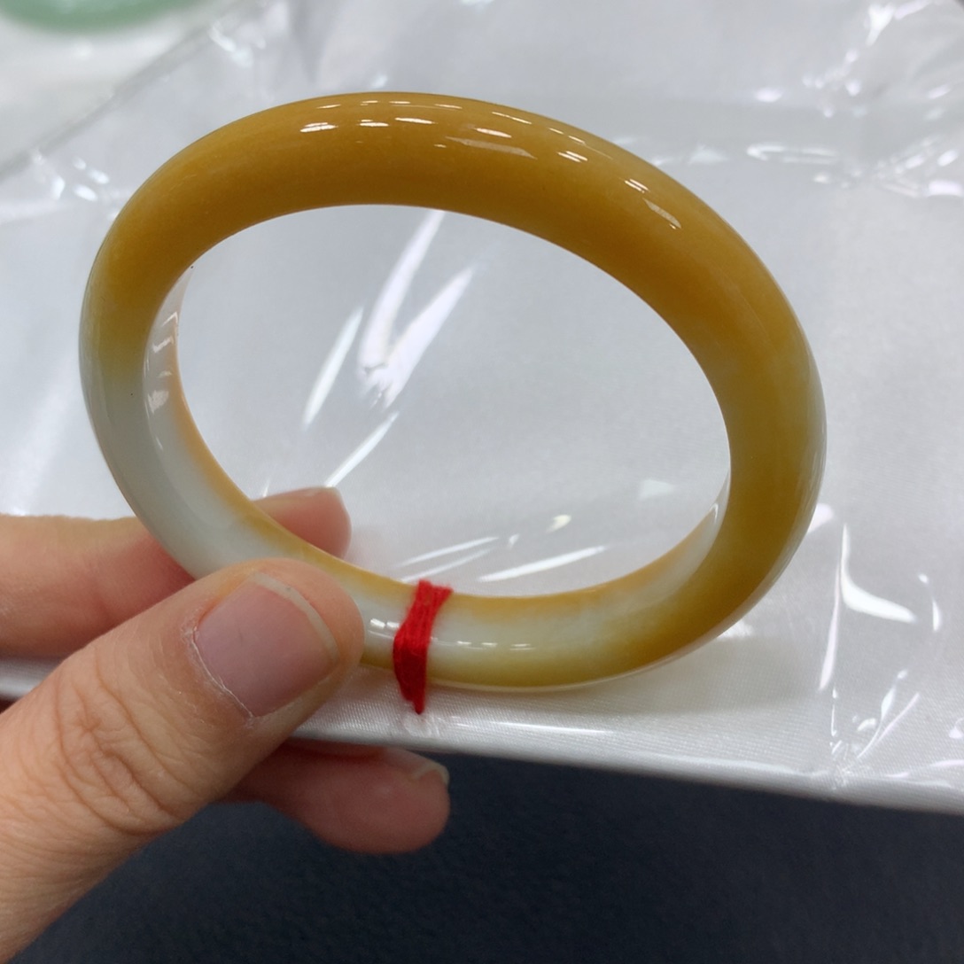 翡翠手镯未镶嵌翡翠手镯翡翠手镯