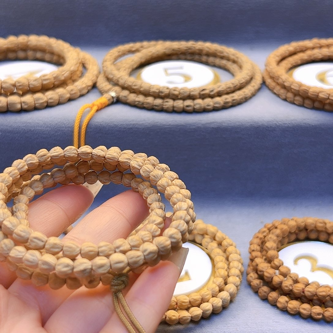 柏香籽/百香籽手串汐*