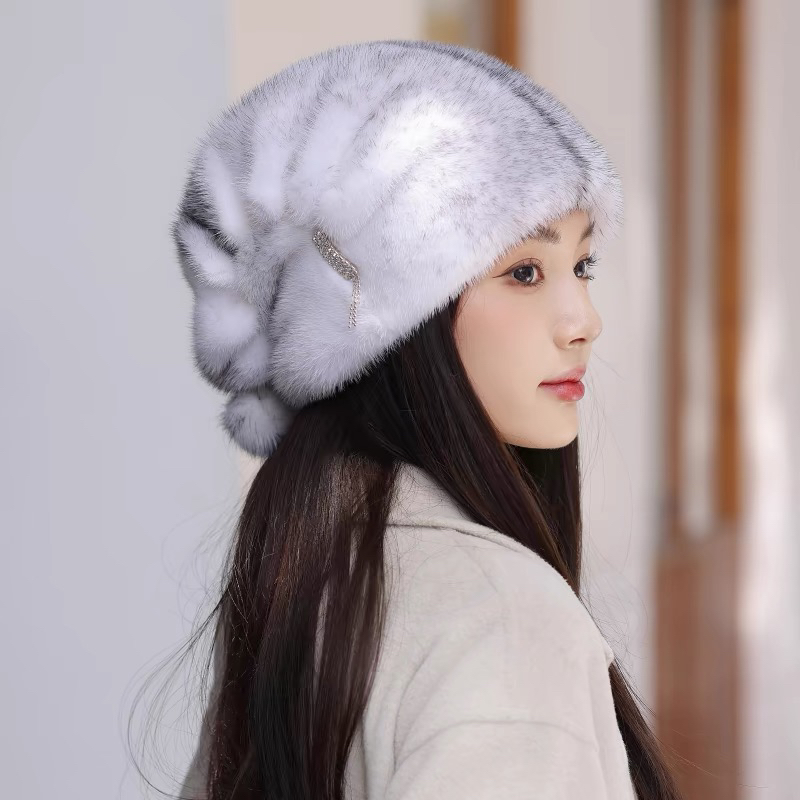 冬季女士新款时尚水貂整皮圣诞帽韩版休闲修身保暖护耳