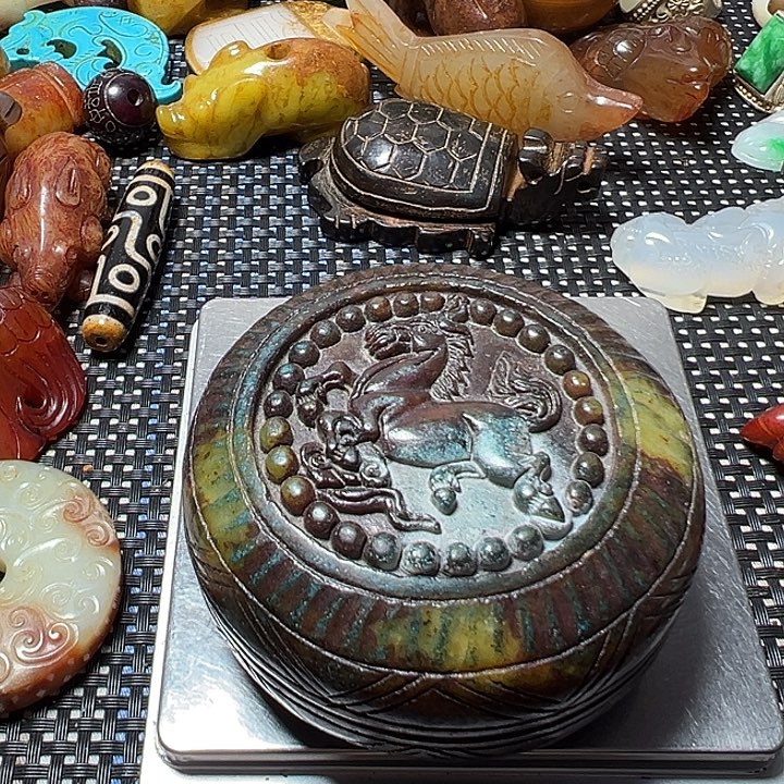 和田玉（糖玉）未镶嵌挂件