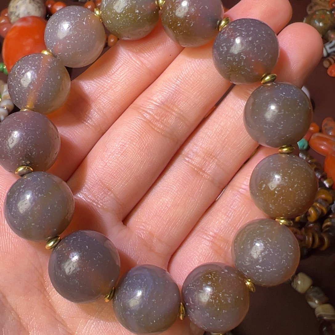 大果紫檀（缅甸花梨）嘸*