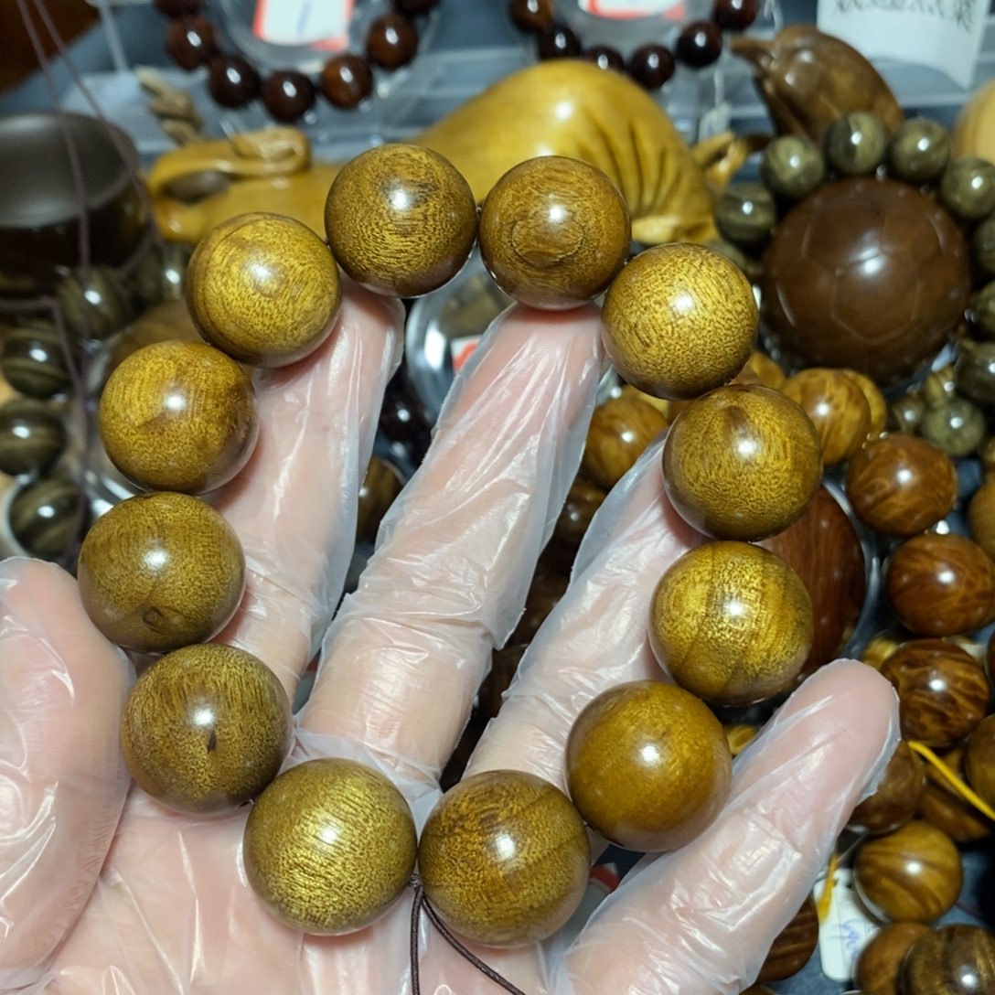 金丝楠木雕工艺品20