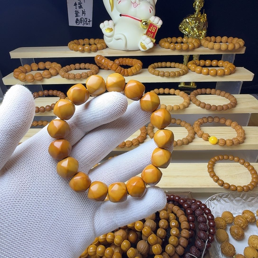 阿***拉吊坠猴头核桃唐八