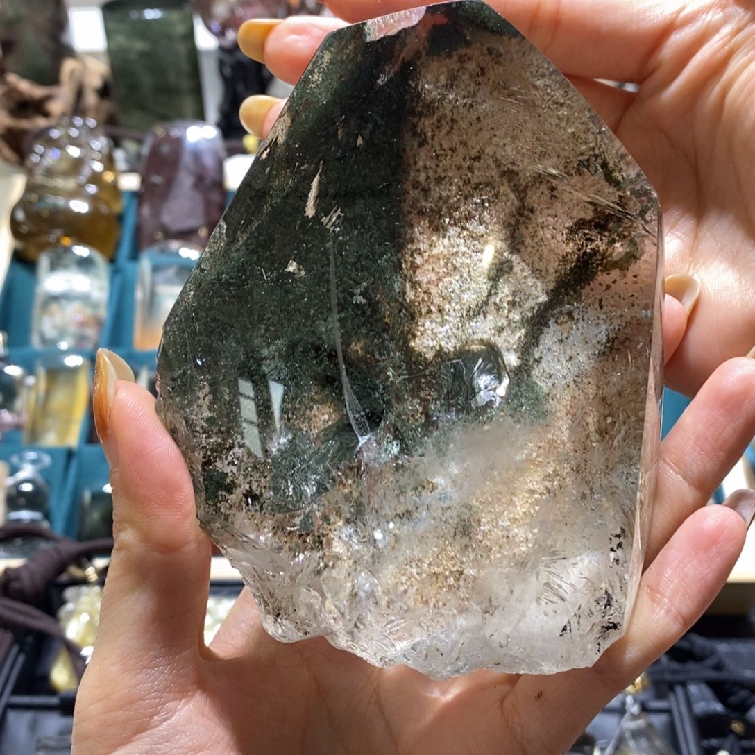 水晶景石未镶嵌芃**麦幽灵