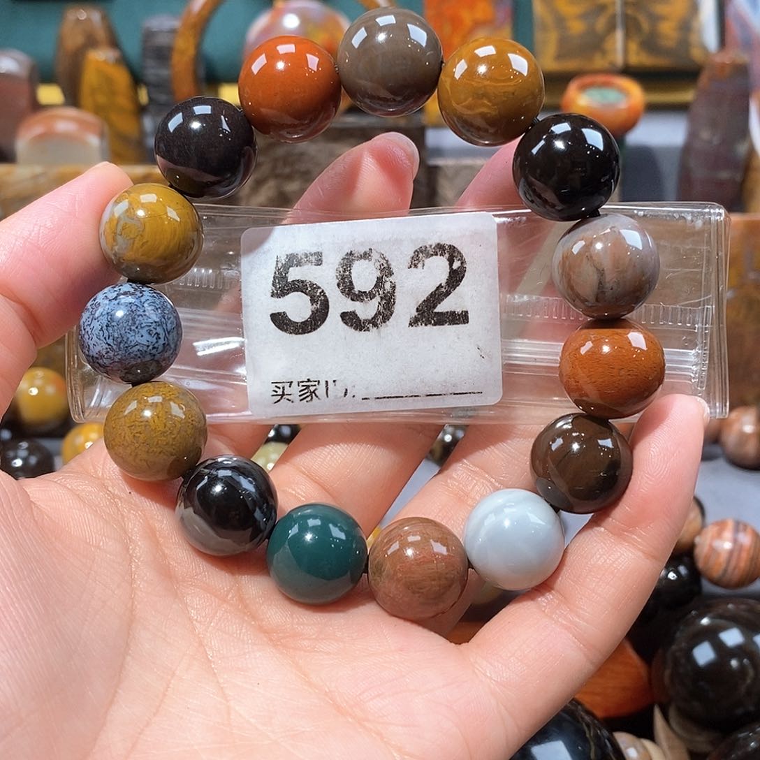 硅化玉天然北票硅化玉手串未镶嵌天然北票硅化玉手串