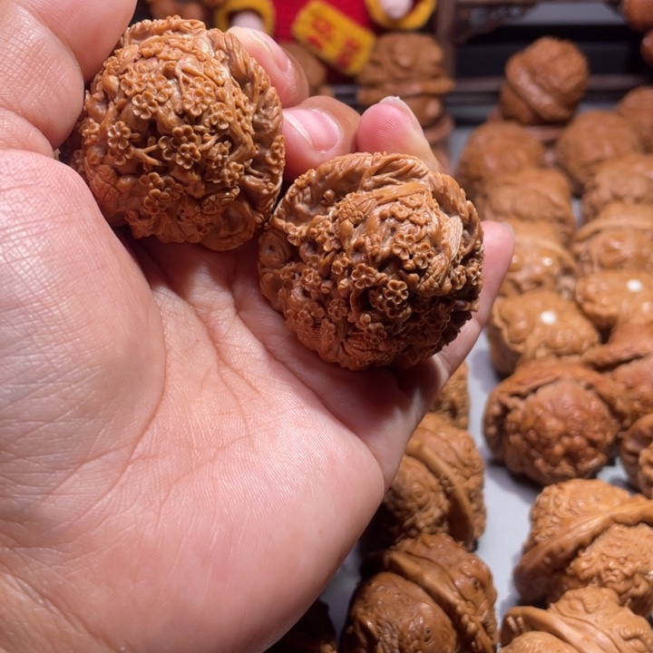 A****e白狮子雕刻的喜上眉梢