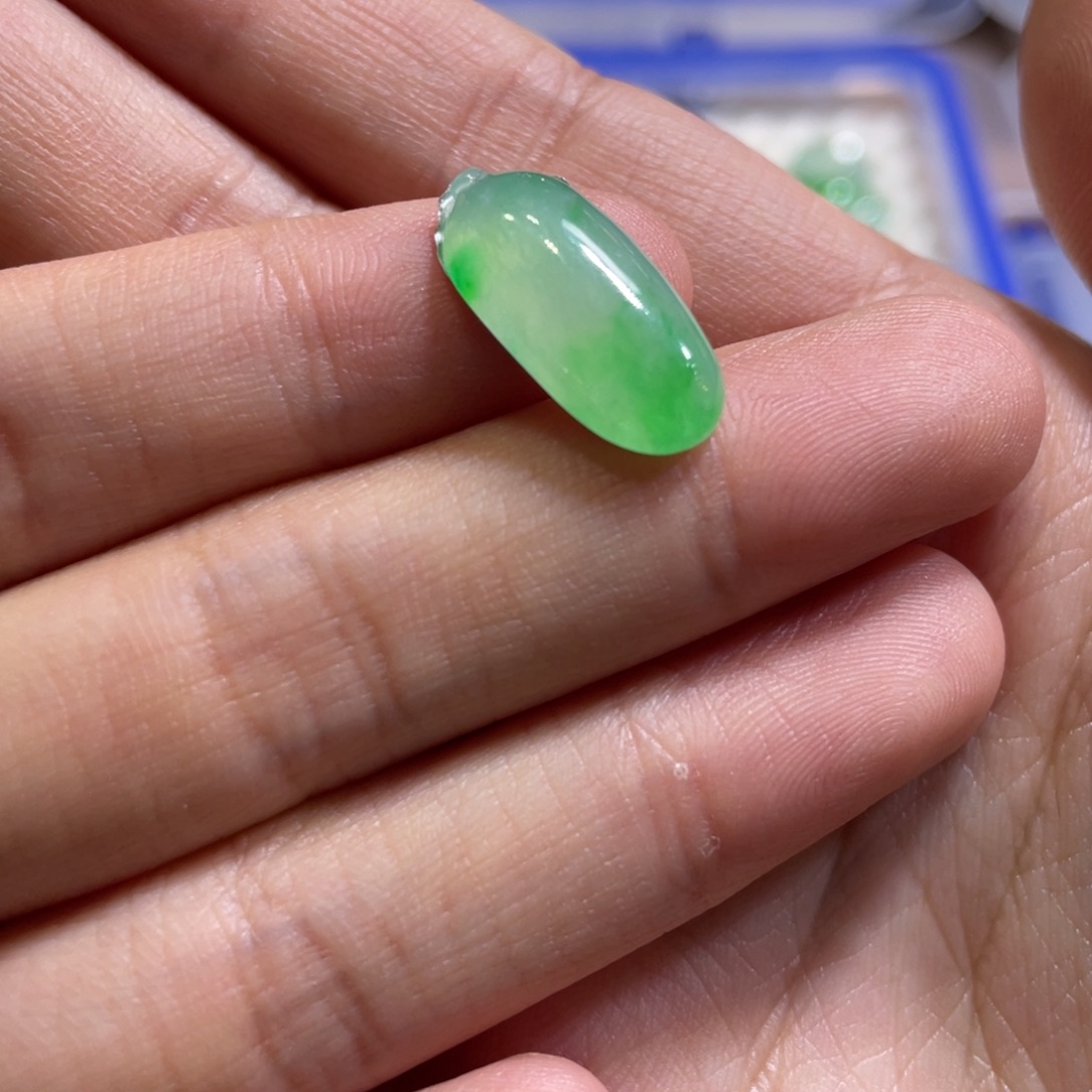 定制翡翠未镶嵌瓜