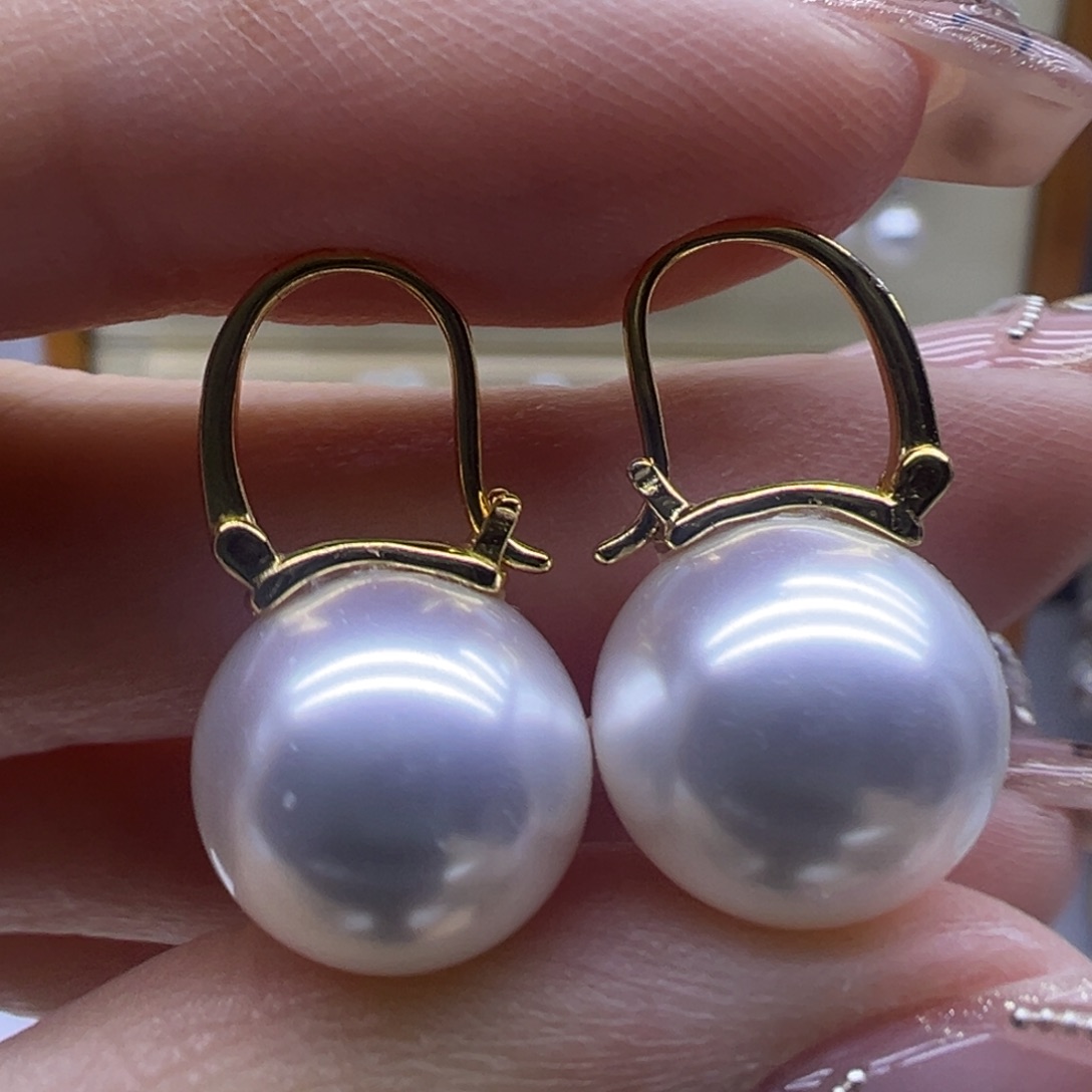淡水珍珠银S925镶嵌耳饰
