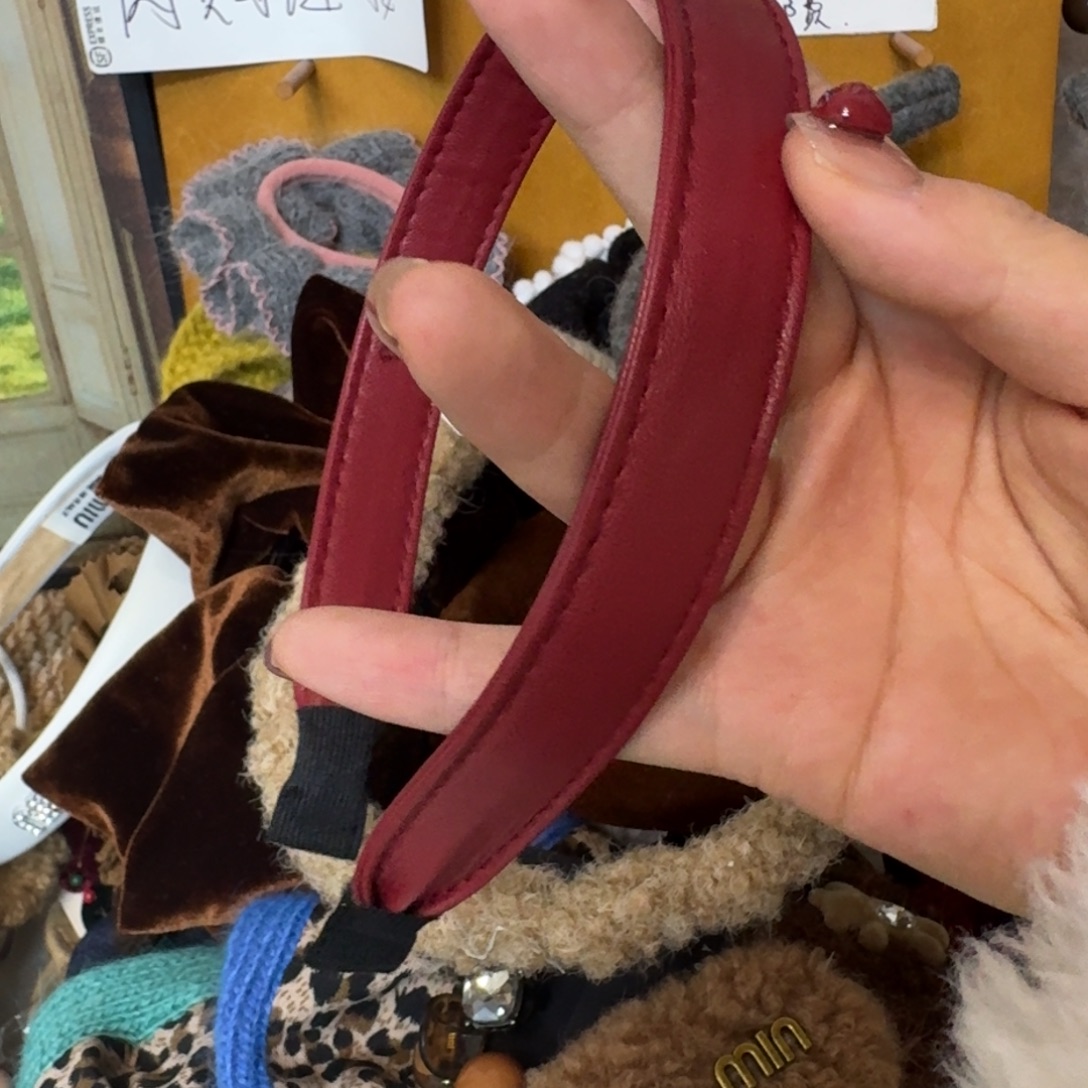 布艺铁合金红色皮质发箍