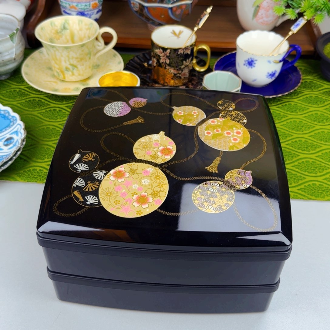 它家陶瓷 很好看！！