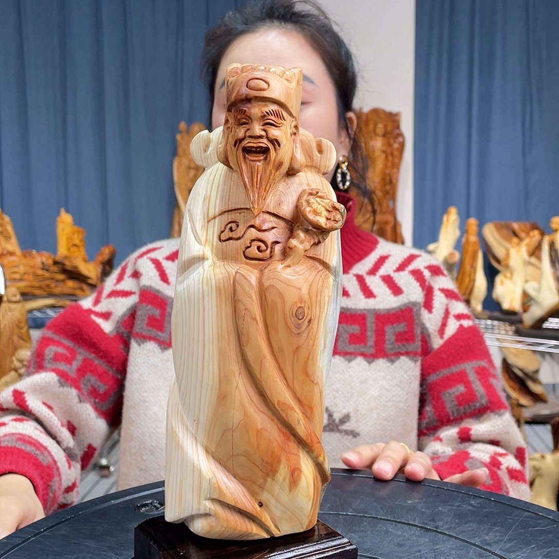 柏木（崖柏）随型艺术根雕