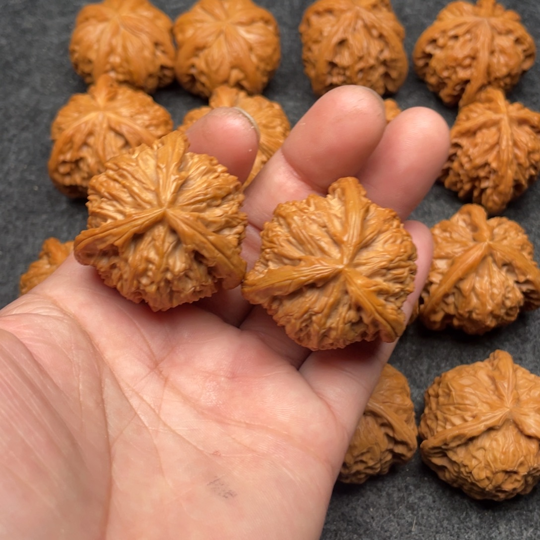 三***六吊坠文玩核桃狮子头