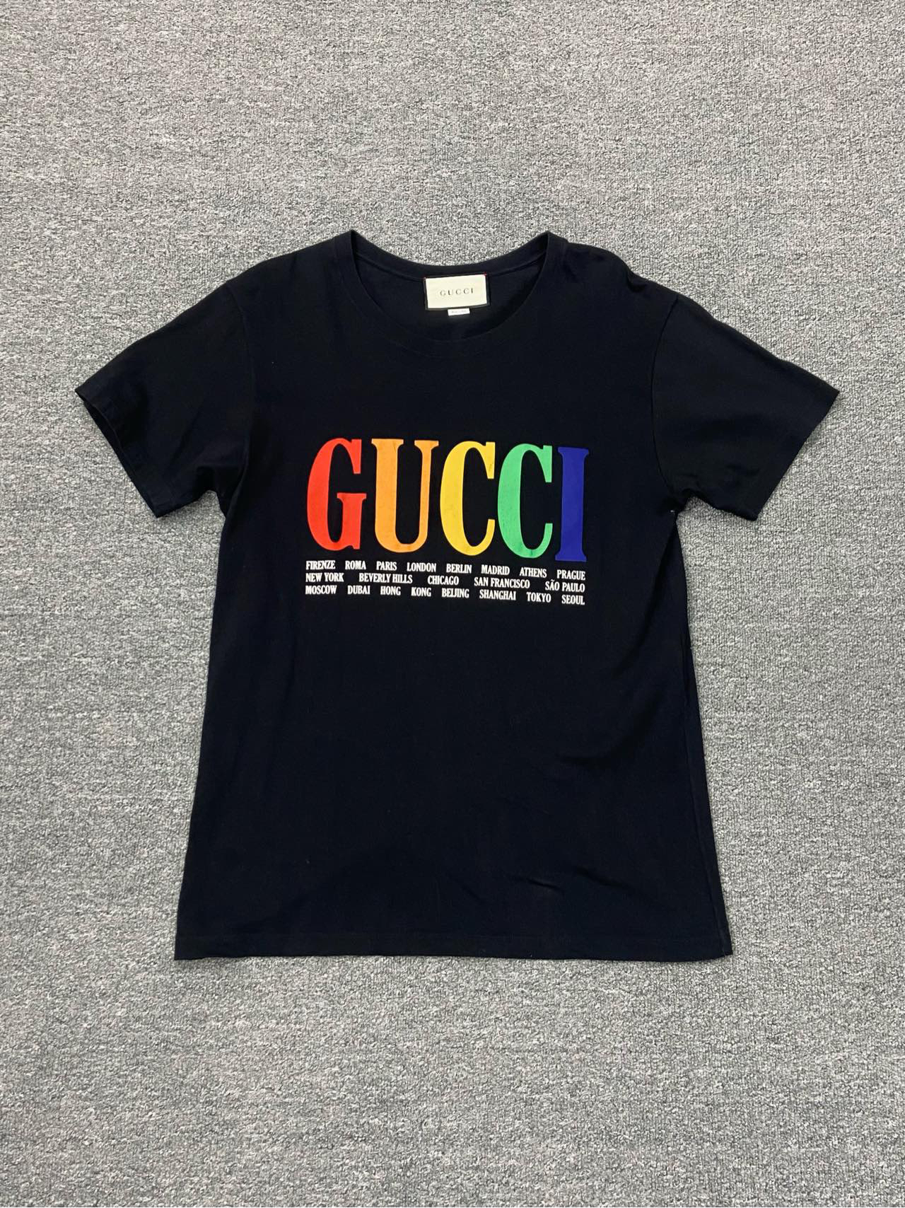 95新 GUCCI/古驰 彩虹字母短袖T恤/黑色/M码