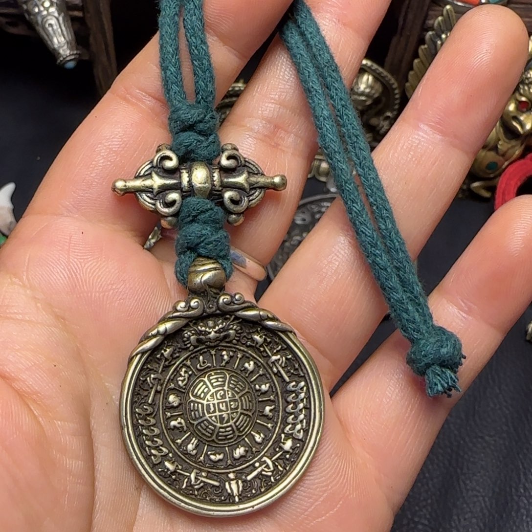 陈***E泥塑藏传牌子……藏传牌子