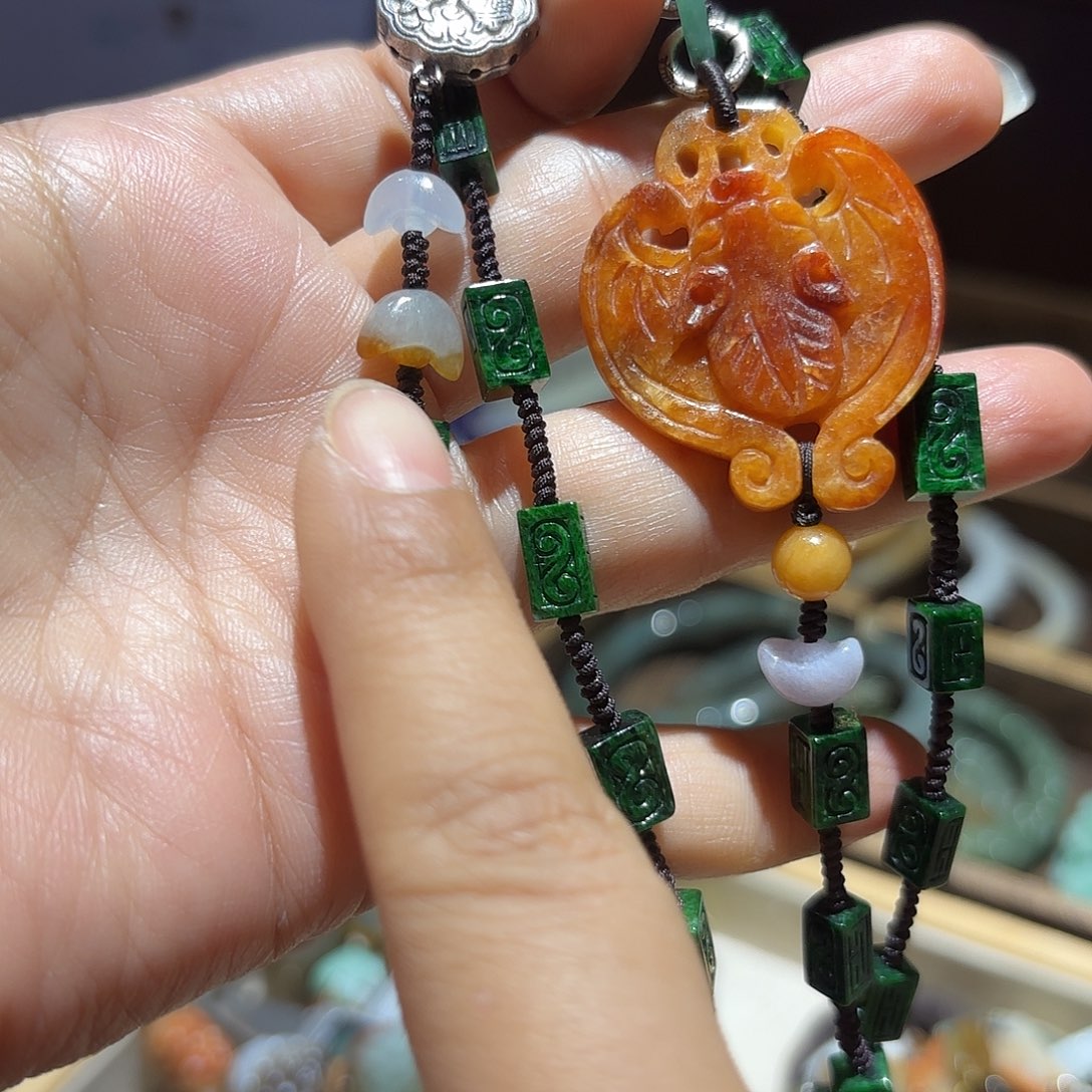 翡翠未镶嵌颈饰原创