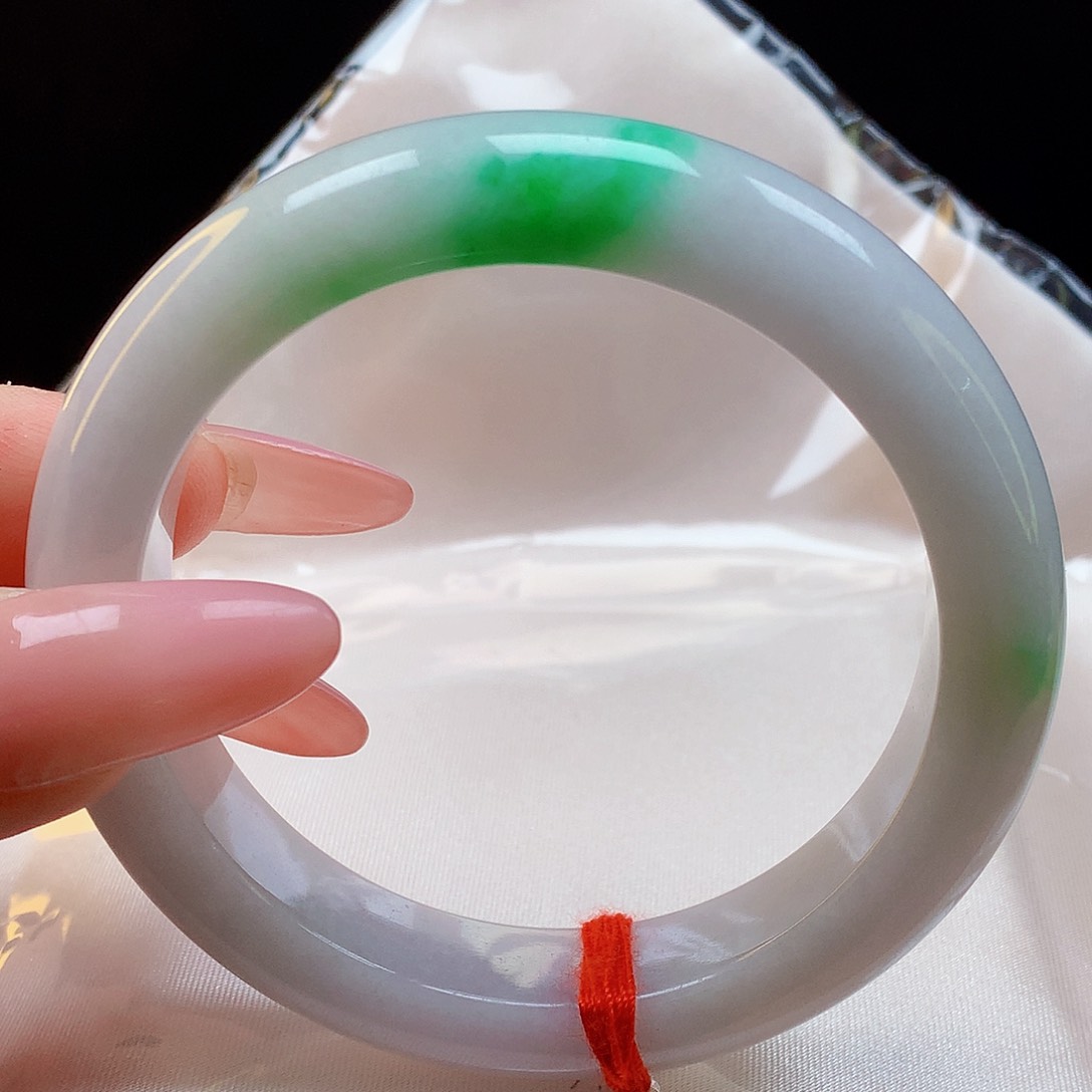 翡翠手镯未镶嵌天然翡翠8218