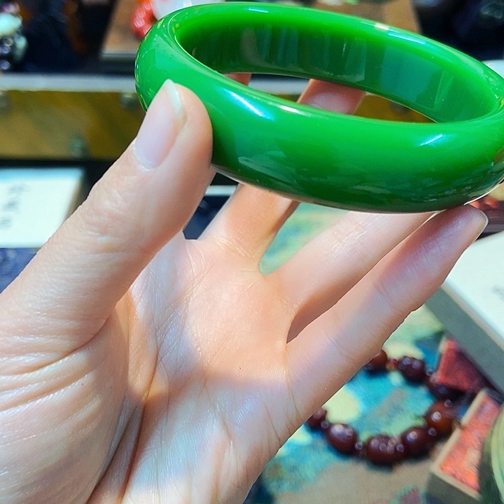 和田玉（碧玉）颈饰未镶嵌主播的节目有多精彩啊我