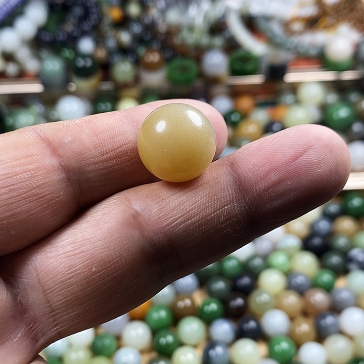 未镶嵌和田玉手串小****花