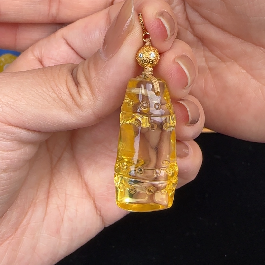 琥珀吊坠(不含链)未镶嵌