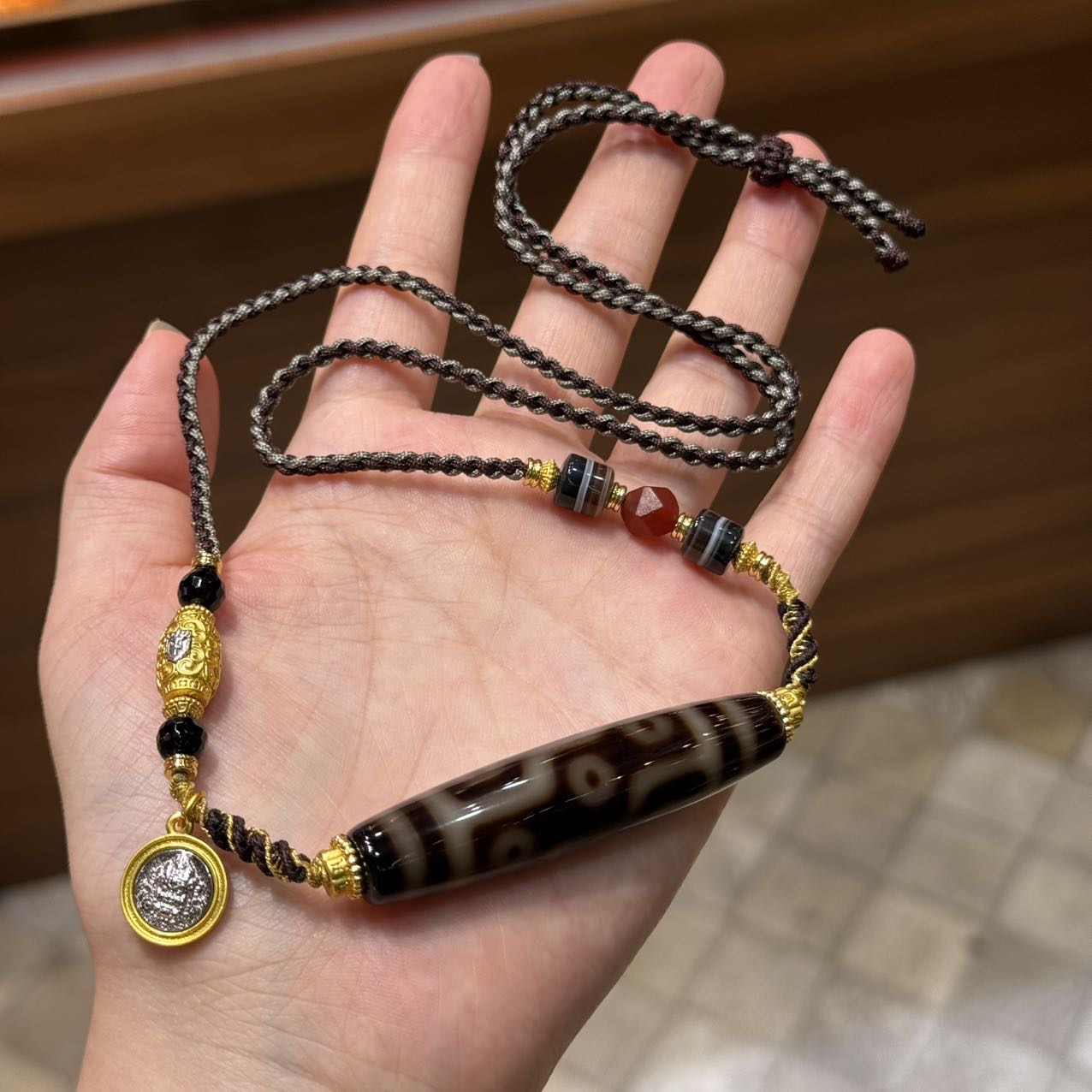 【曹美丽精选】H08524-玛瑙diy脖挂（九眼）-多样性发其一-12*58mm