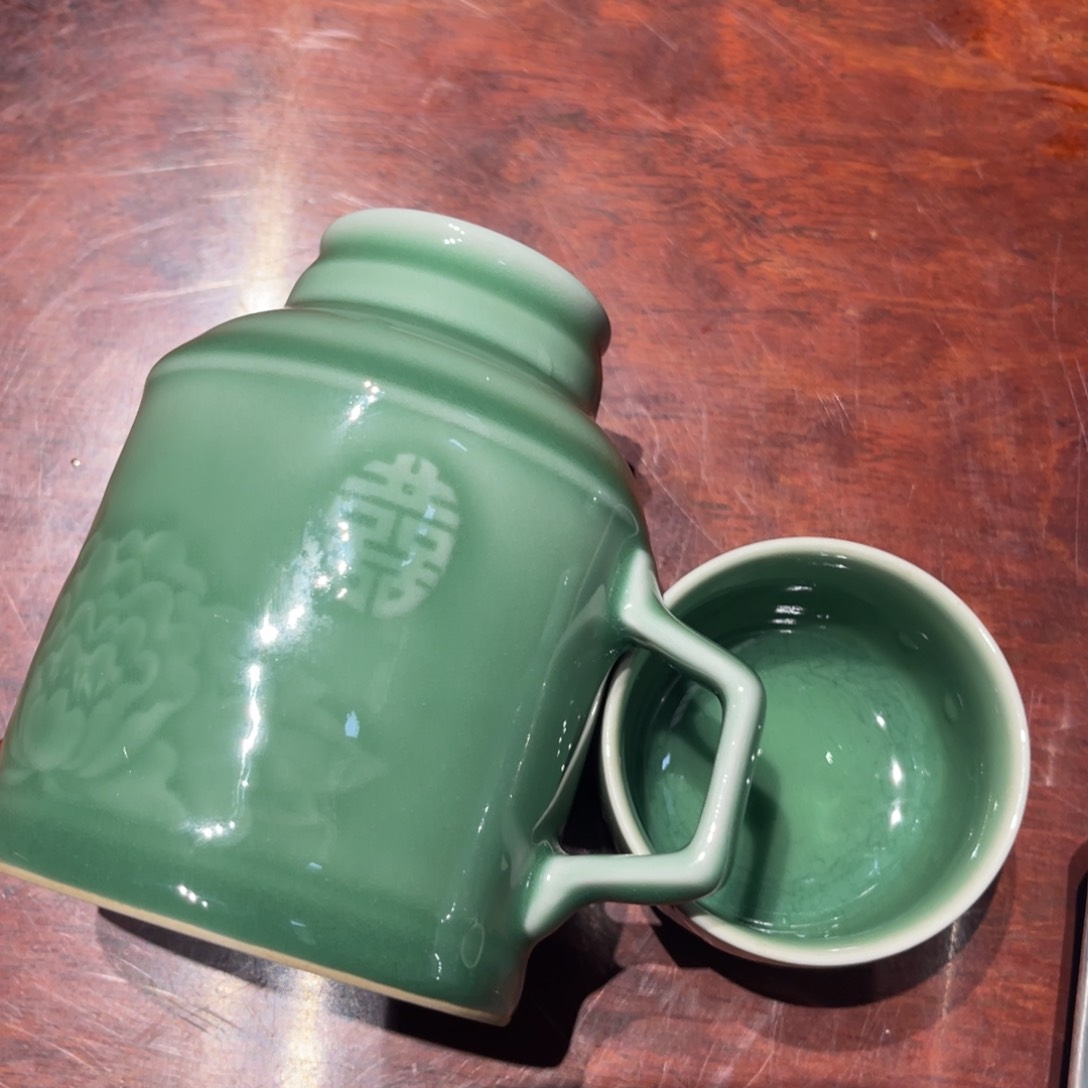 瓷片哈哈哈哈哈哈哈哈