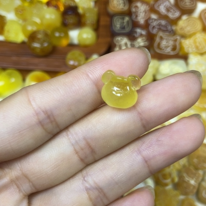 吊坠橄榄核小熊头2