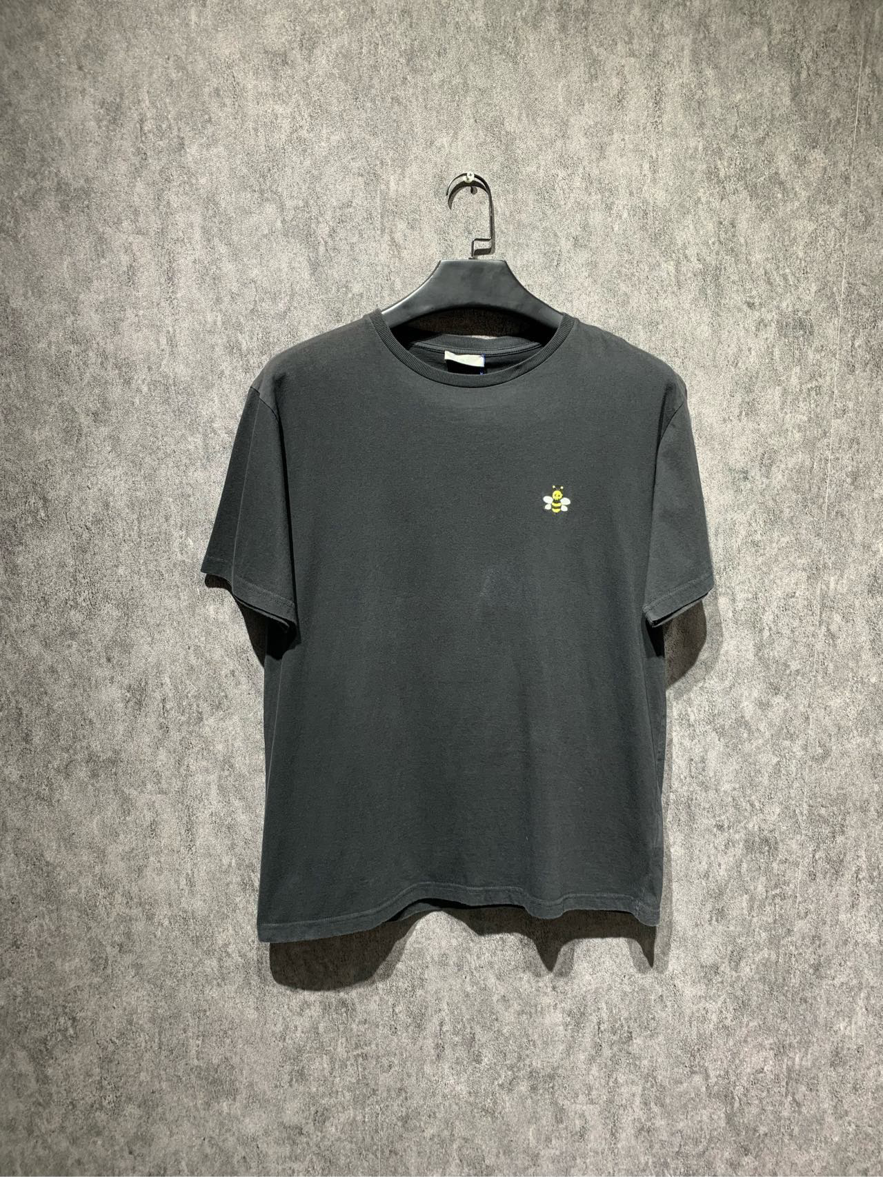 95新  【Dior】kaws联名短袖/M码/公价6800/Y10139148