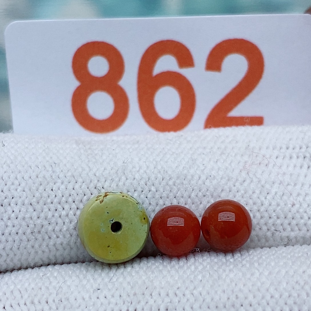 南红玛瑙未镶嵌珠宝奇石