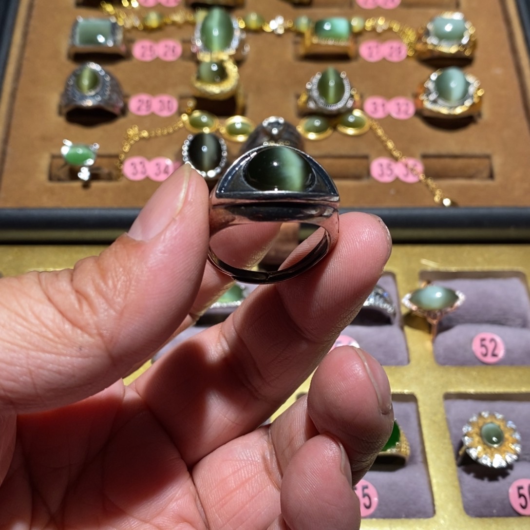 和田玉（碧玉）戒指未镶嵌