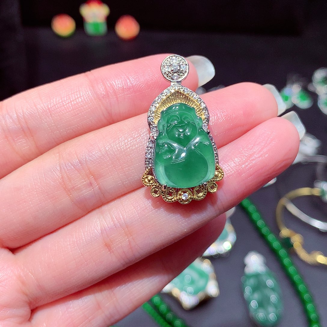 【闪购商品】翡翠吊坠(不含链)未镶嵌