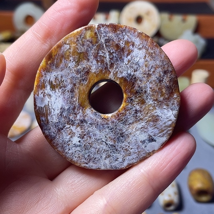 荒***2和田玉（糖玉）未镶嵌挂件