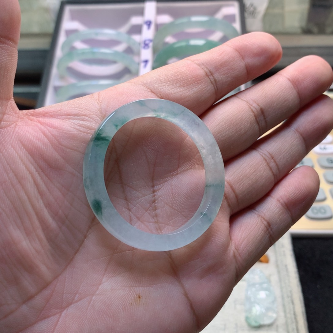 定制翡翠未镶嵌挂件