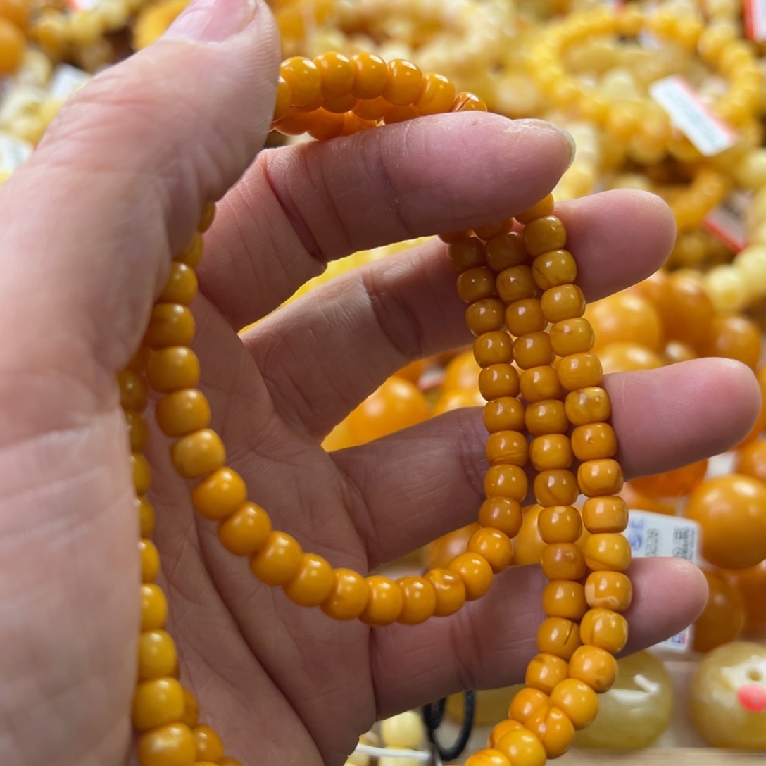 琥珀珠宝奇石未镶嵌