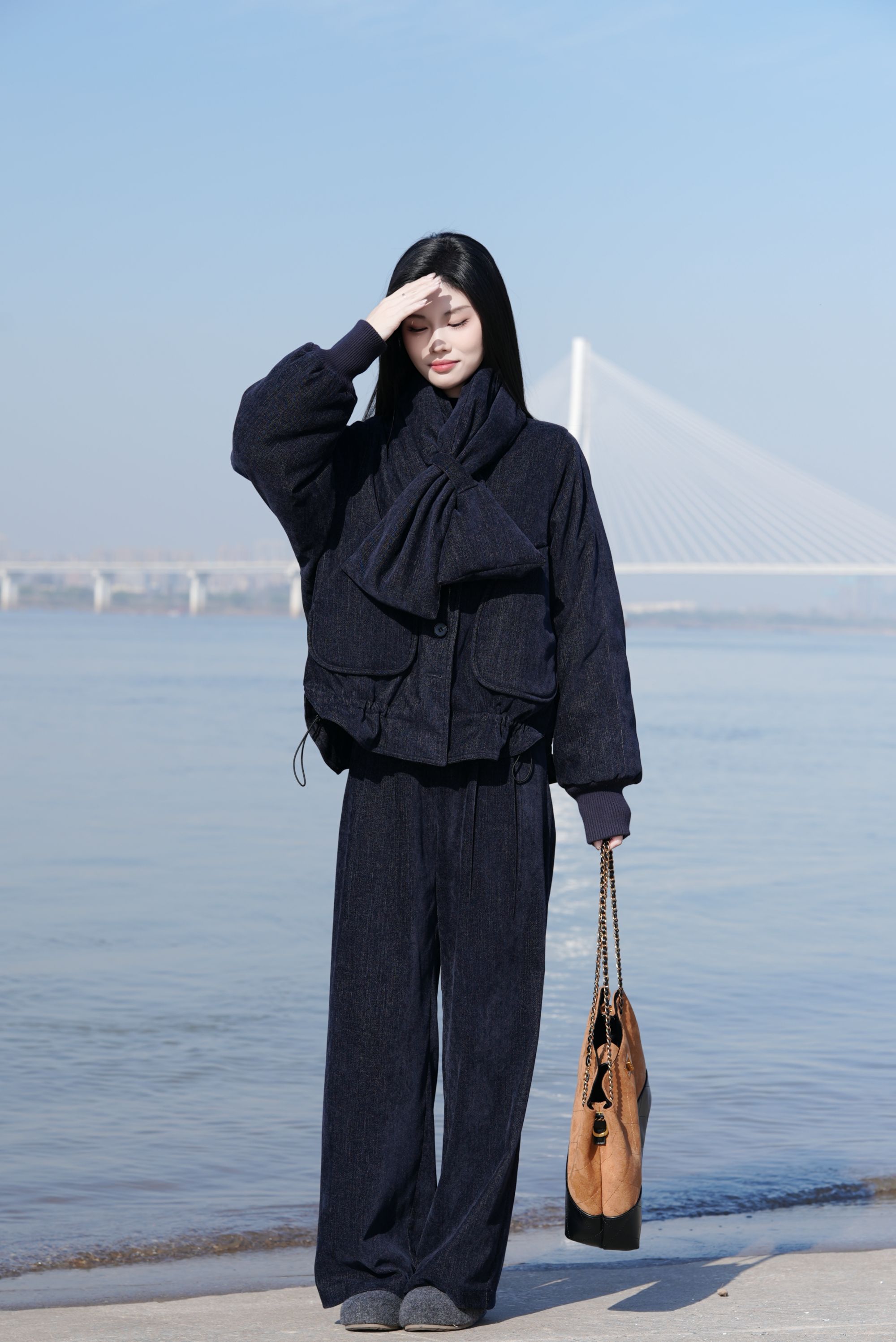 上衣休闲风短款保暖套装女装时尚套装