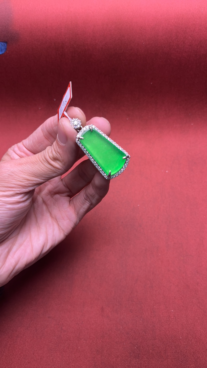 E98翡翠单品吊坠