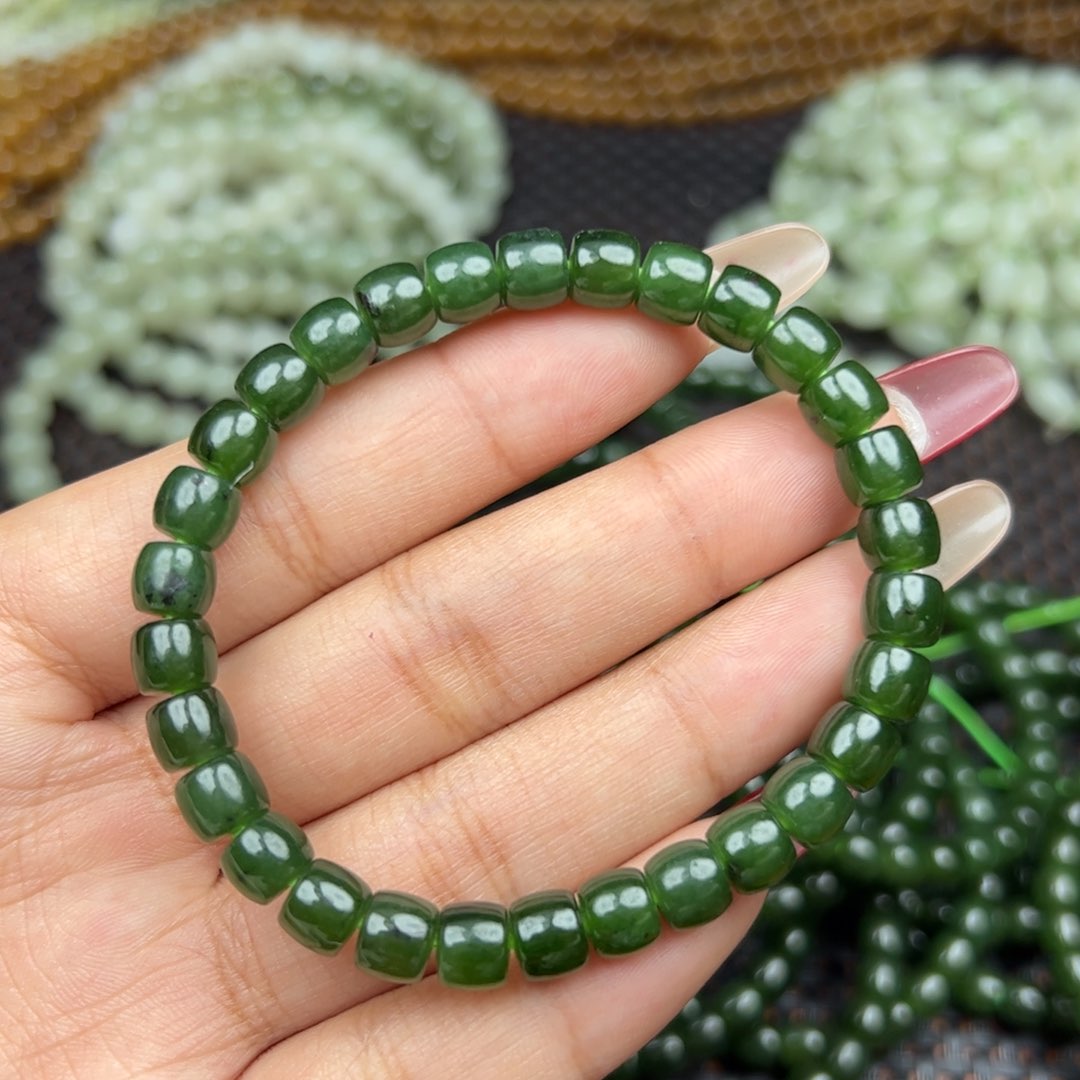 和田玉吊坠未镶嵌