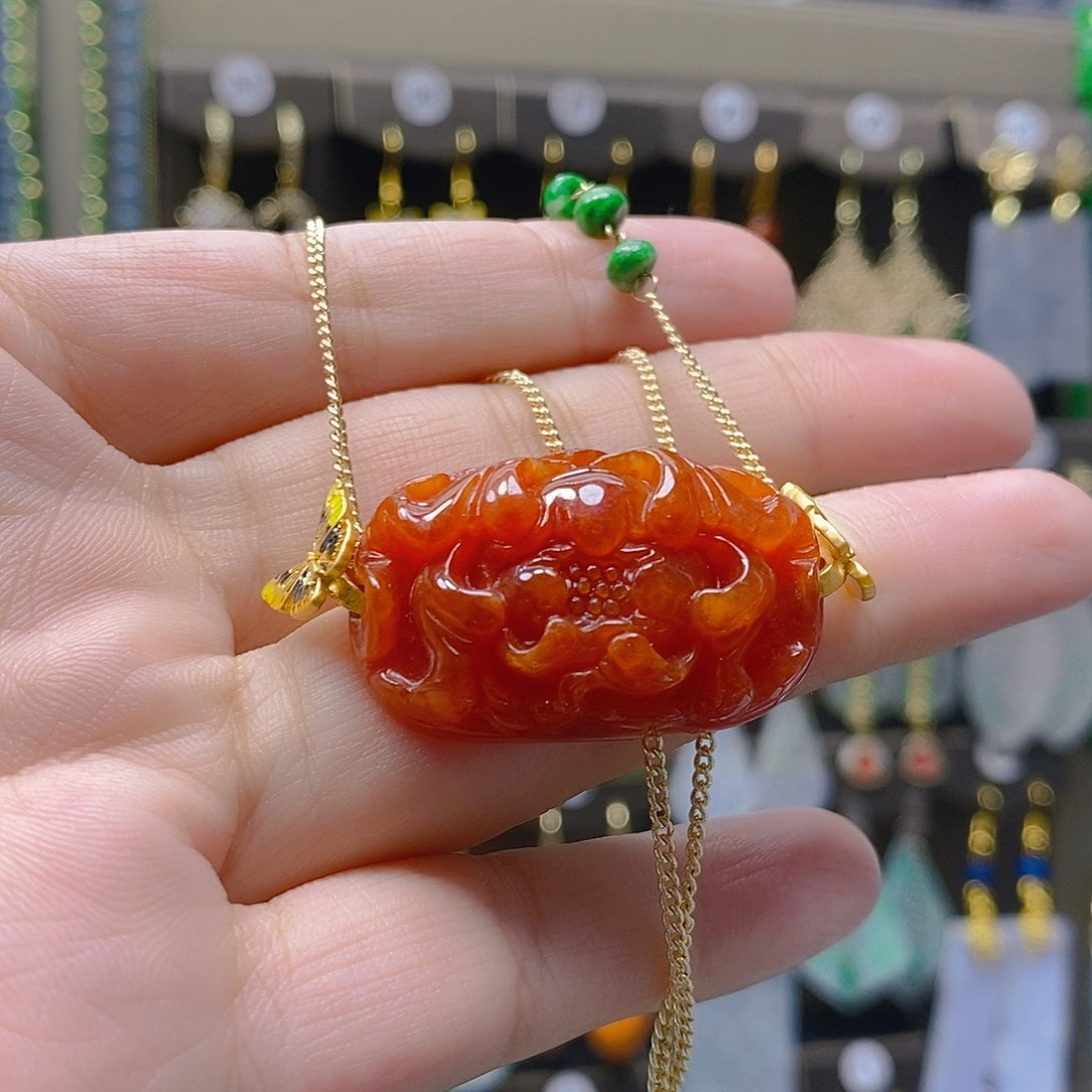 未镶嵌翡翠耳饰翡翠