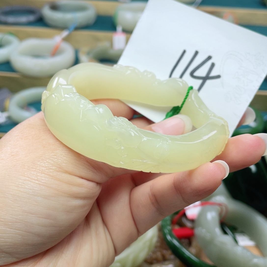 未镶嵌手镯和田玉圈口58